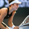 Iva Jovic supera un duro estreno en el GDL Open AKRON 2025