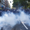 Manifestantes propalestinos obligan a suspender la Vuelta Ciclista a España en Madrid