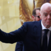 Presidente de la Premier League arremete contra Infantino: ‘La FIFA ha pulsado el botón de autodestrucción’