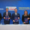 Petro minimiza denuncias por corrupción de De la Espriella